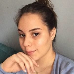 Meet your Posher, Isa